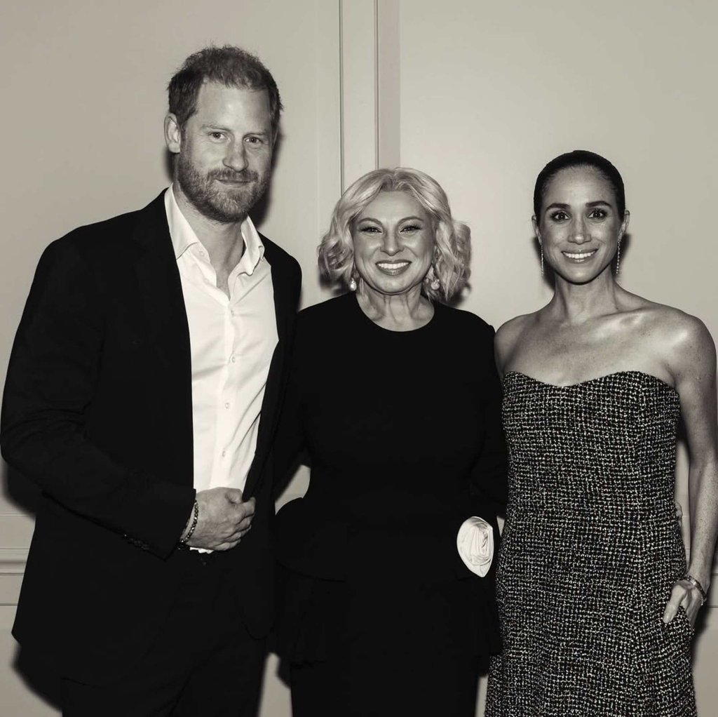 Angela Pearl with Prince Harry and Meghan Markle. Photo: @angelapearlastrology/Instagram Angela Pearl with Prince Harry and Meghan Markle. Photo: @angelapearlastrology/Instagram