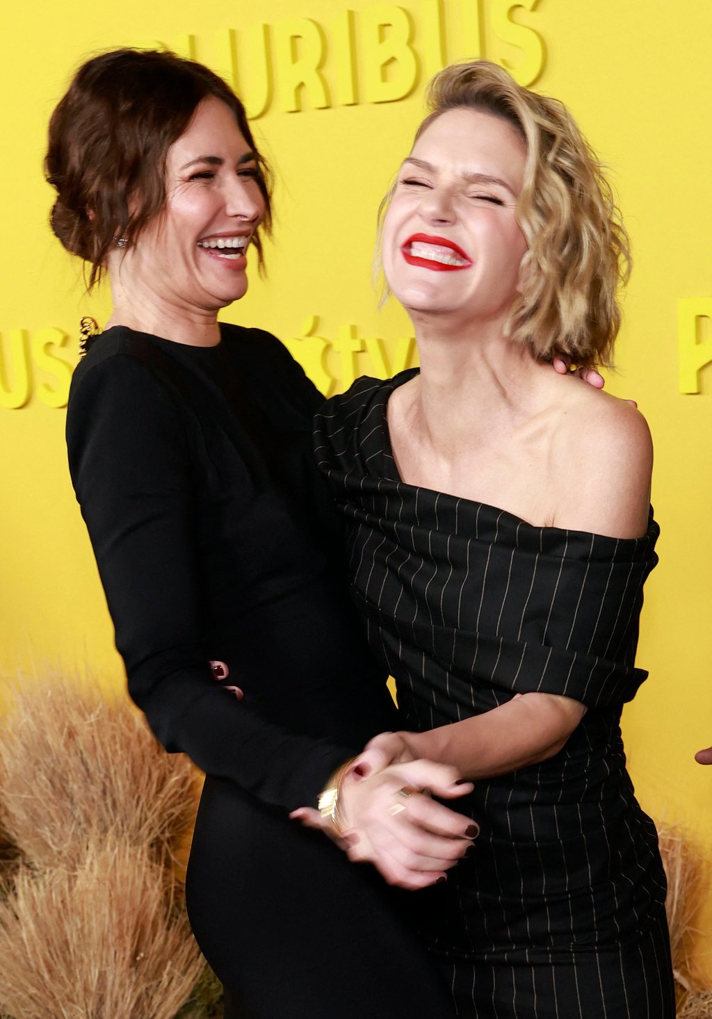 Karolina Wydra and Rhea Seehorn attend the world premiere of Apple TV+‘s Pluribus at DGA Theater Complex on November 4, in Los Angeles, California. Photo: Getty Images via AFP