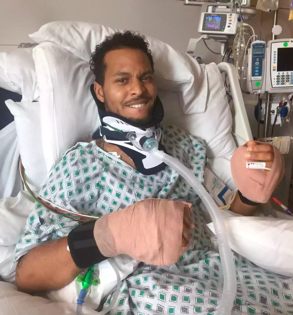 Mark Raymond Jr lies in hospital after his diving accident in 2016. Photo: Mark Raymond Jr