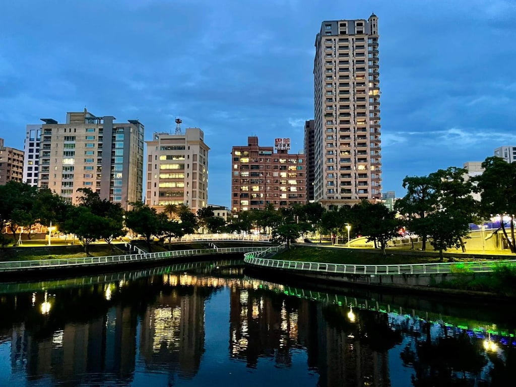 Much of the Love River in Kaohsiung has been turned into a riverside “green corridor” ideal for cycling, running and walking. Photo: Donald Low