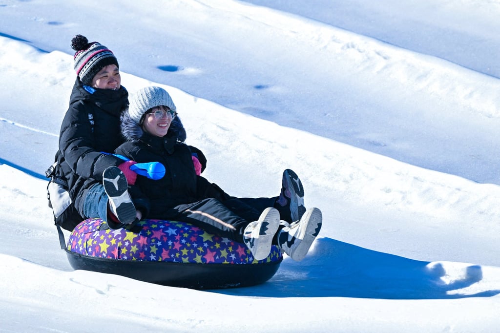 The mainland’s market for down jackets, which was valued at about 200 billion yuan in 2023, was likely to grow at an annualised 11 per cent from 2024 to 2028, according to Huayuan Securities. Photo: AFP
