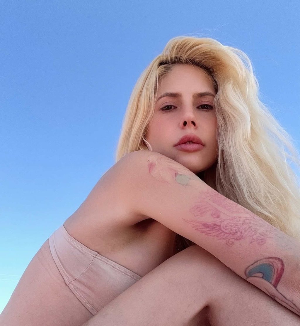 Cleo Rose Elliott in Malibu. Photo: @cleoroseelliott/Instagram Cleo Rose Elliott in Malibu. Photo: @cleoroseelliott/Instagram