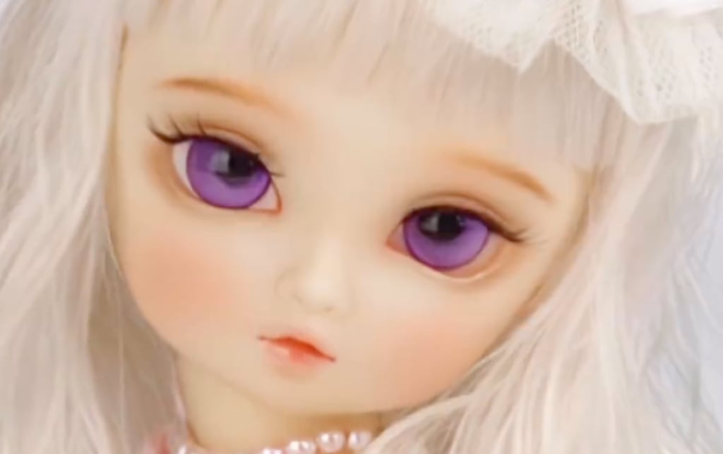 Li placed the doll’s eyes order online in 2015, then completely forgot about it. Photo: QQ.com