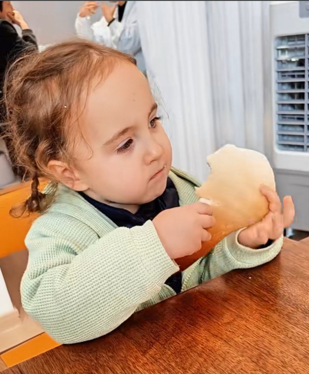 While exploring their family’s genetic history, they uncovered that Guojiang’s paternal great-grandfather was Russian and had married a woman from Henan province in central China. Photo: Douyin While exploring their family’s genetic history, they uncovered that Guojiang’s paternal great-grandfather was Russian and had married a woman from Henan province in central China. Photo: Douyin