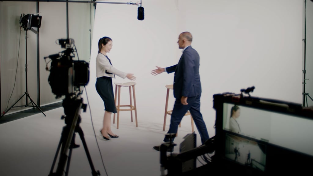 Violas Xiao (left), Singapore CEO for XTransfer, meets Rhidoi Krishnakumar, head of Visa Direct in Asia-Pacific, to discuss the cross-border payments of SMEs in South China Morning Post’s latest InsiderTalk video. Violas Xiao (left), Singapore CEO for XTransfer, meets Rhidoi Krishnakumar, head of Visa Direct in Asia-Pacific, to discuss the cross-border payments of SMEs in South China Morning Post’s latest InsiderTalk video.