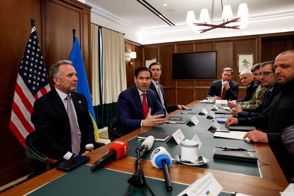 US Special Envoy Steve Witkoff, US Secretary of State Marco Rubio and US President Donald Trump’s son-in-law Jared Kushner meet with Secretary of Ukraine’s National Security and Defence Council Rustem Umerov and other members of a Ukrainian delegation in Hallandale Beach, Florida, in November. Photo: Reuters