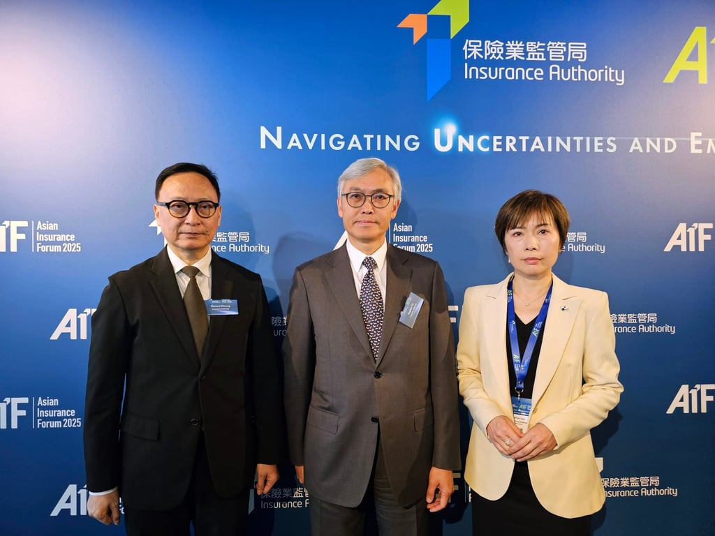 From left are Hong Kong Insurance Authority CEO Clement Cheung and chairman Stephen Yiu, and Hong Kong Federation of Insurers CEO Selina Lau. Photo: Enoch Yiu From left are Hong Kong Insurance Authority CEO Clement Cheung and chairman Stephen Yiu, and Hong Kong Federation of Insurers CEO Selina Lau. Photo: Enoch Yiu
