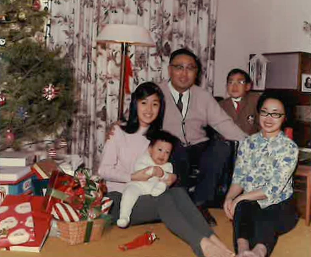 Celebrating Christmas with her father Hong Yuan, mother Wen Hui and brothers Frederick and baby David in 1964. Photo: courtesy Billie Tsien Celebrating Christmas with her father Hong Yuan, mother Wen Hui and brothers Frederick and baby David in 1964. Photo: courtesy Billie Tsien