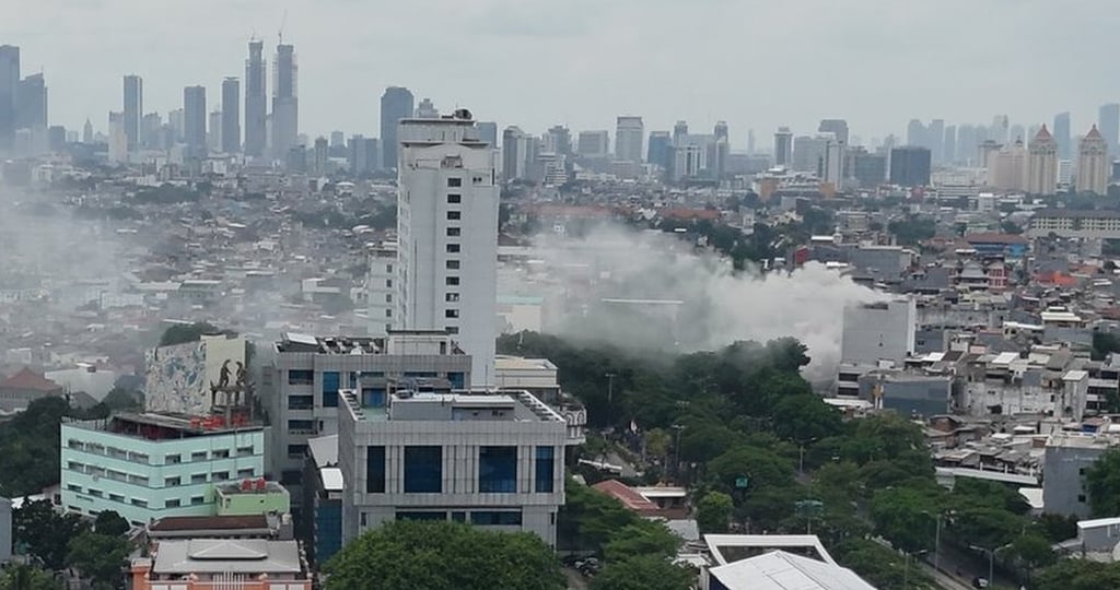 A fire broke out at a seven-storey building in Indonesia’s capital, Jakarta, on Tuesday. Photo: Handout A fire broke out at a seven-storey building in Indonesia’s capital, Jakarta, on Tuesday. Photo: Handout