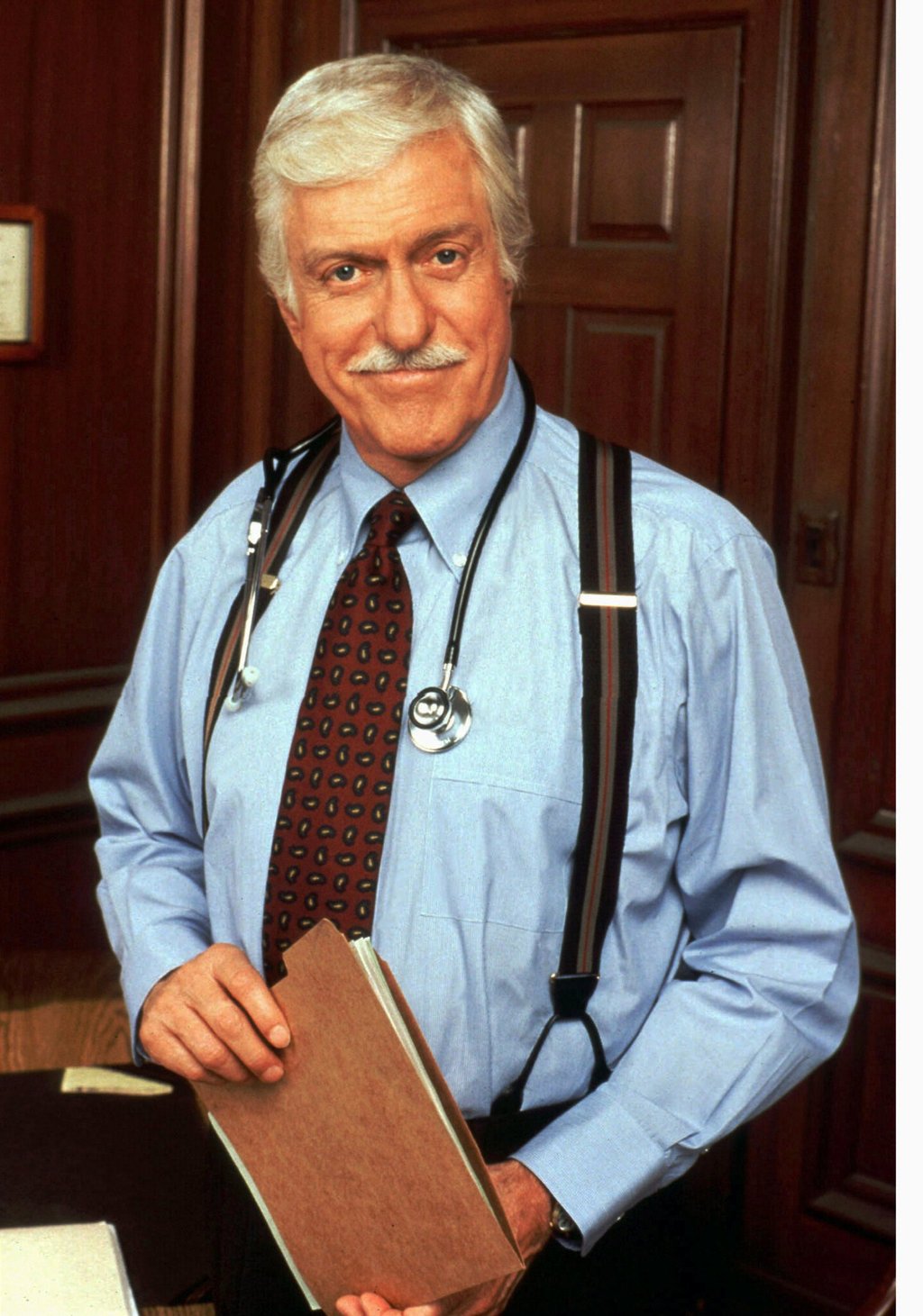 Dick Van Dyke in a publicity photo for his TV series Diagnosis Murder. Photo: Reuters Dick Van Dyke in a publicity photo for his TV series Diagnosis Murder. Photo: Reuters