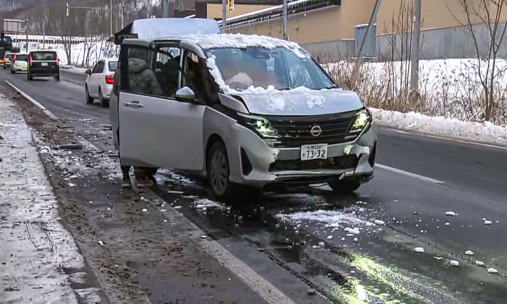 The accident occurred in icy conditions in Kyowa, Hokkaido. Photo: HTB Hokkaido News The accident occurred in icy conditions in Kyowa, Hokkaido. Photo: HTB Hokkaido News