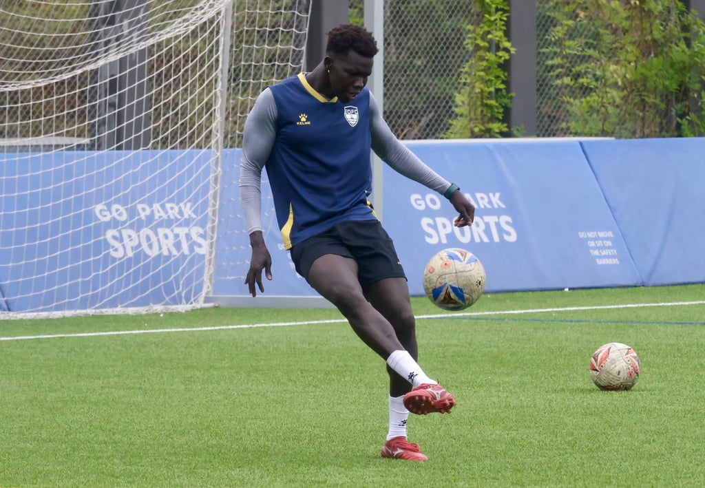Valentino Yuel works towards fitness during training with Eastern District. Photo: Jonathan Wong