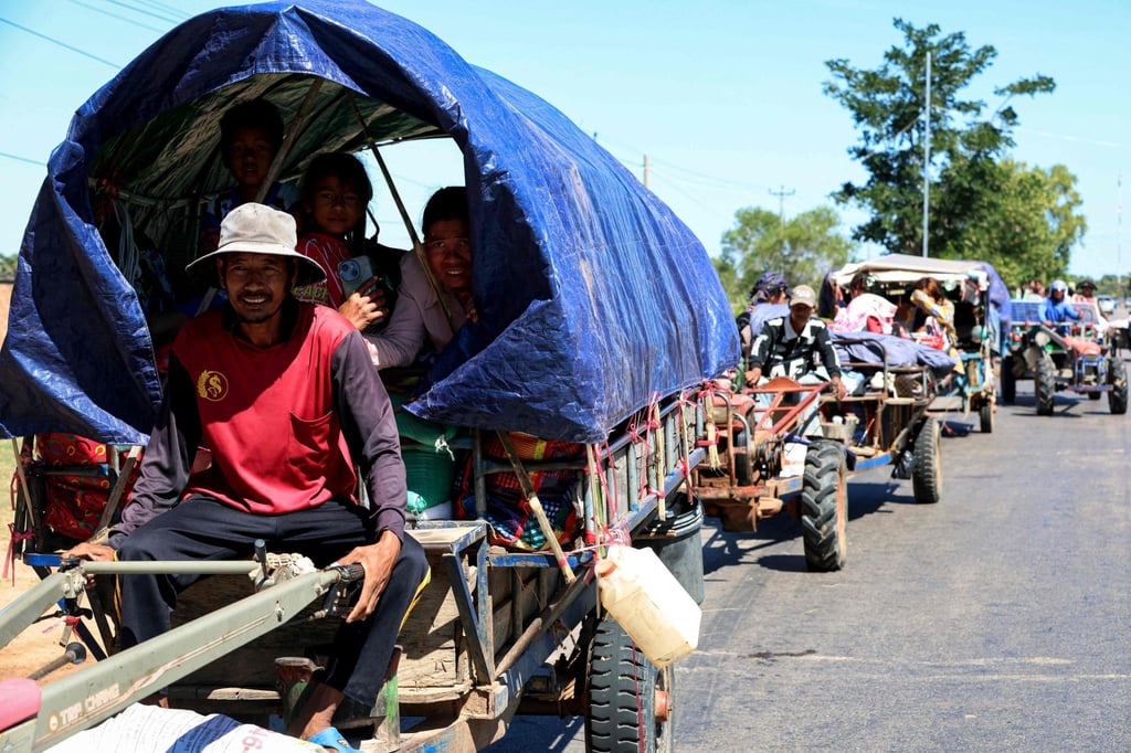 Residents evacuate following air strikes in Cambodia’s Siem Reap province, amid clashes along the Cambodia-Thailand border. Photo: Handout via Agence Kampuchea Press/AFP Residents evacuate following air strikes in Cambodia’s Siem Reap province, amid clashes along the Cambodia-Thailand border. Photo: Handout via Agence Kampuchea Press/AFP
