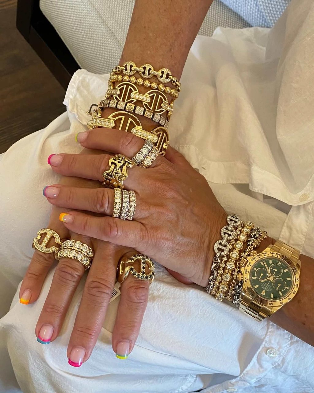 Lori Hirshleifer is a jewellery lover nonpareil. Photo: @lorihirshleifer/Instagram