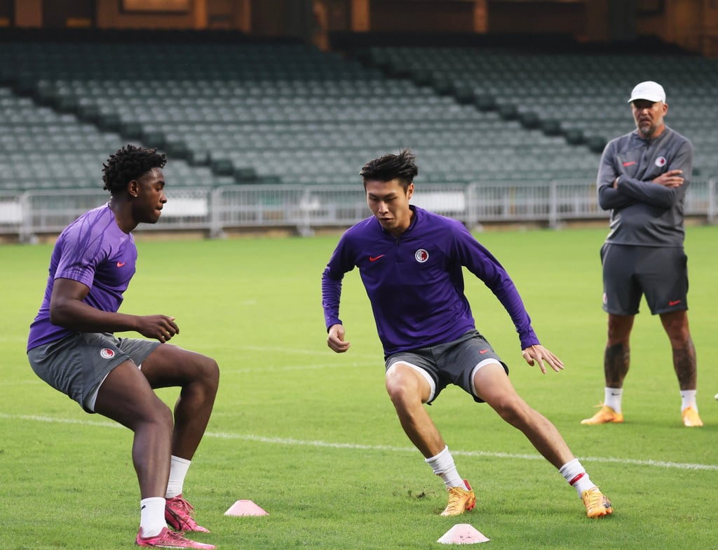 Roberto Losada (right) puts Michael Udebuluzor (left) and Max Poon Hong through their paces during a previous stint as Hong Kong assistant coach. Photo: Edmond So Roberto Losada (right) puts Michael Udebuluzor (left) and Max Poon Hong through their paces during a previous stint as Hong Kong assistant coach. Photo: Edmond So