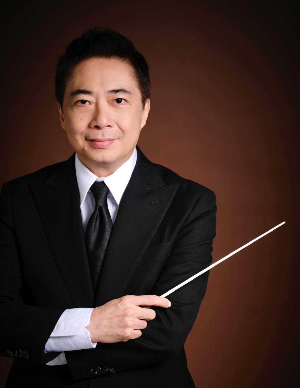 Violinist and conductor Leung Kin-fung has co-organised Salute to the Brave, Soothing the Soul, a charity concert to raise funds for the family of Ho Wai-ho, the firefighter who died while battling the Tai Po fire. Violinist and conductor Leung Kin-fung has co-organised Salute to the Brave, Soothing the Soul, a charity concert to raise funds for the family of Ho Wai-ho, the firefighter who died while battling the Tai Po fire.