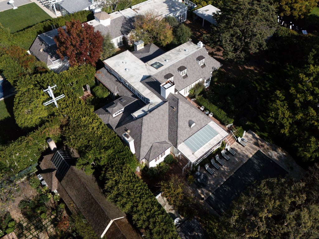 Rob Reiner’s Brentwood residence. Photo: AP Rob Reiner’s Brentwood residence. Photo: AP