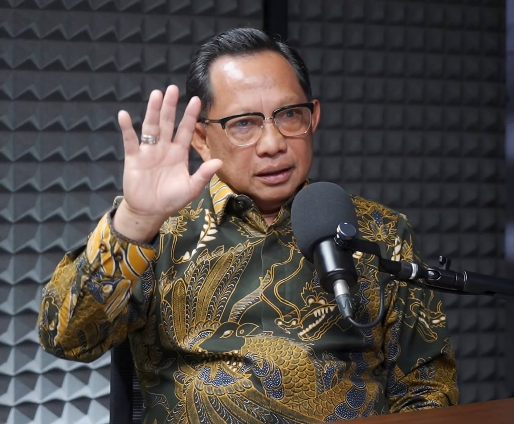 Indonesian Home Affairs Minister Tito Karnavian as he appeared on the Suara Lokal Mengglobal podcast. Photo: YouTube/HelmyYahyaBicara