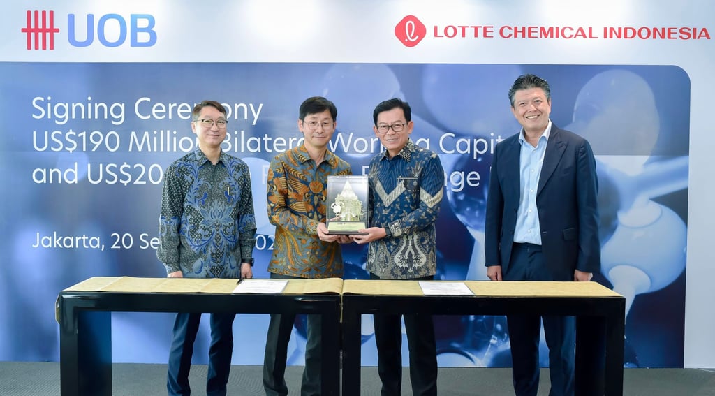 UOB Indonesia and Lotte Chemical Indonesia signed bilateral working-capital and foreign-exchange facilities supporting the company’s Line petrochemical project in Banten province. Photo: UOB