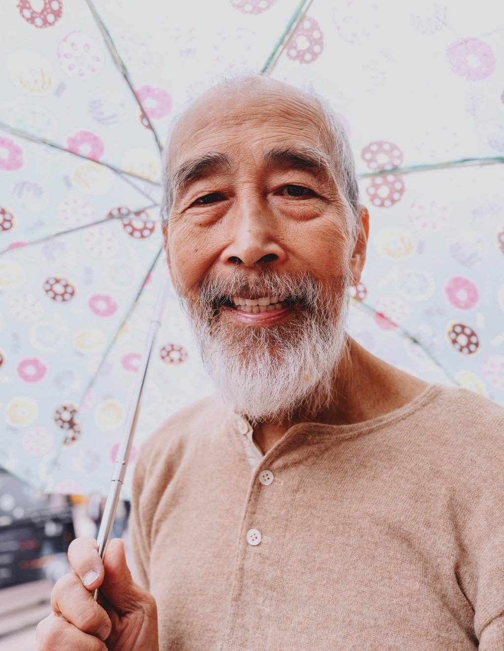 Yau Yiu-wai posing with an umbrella. Photo: Jocelyn Tam