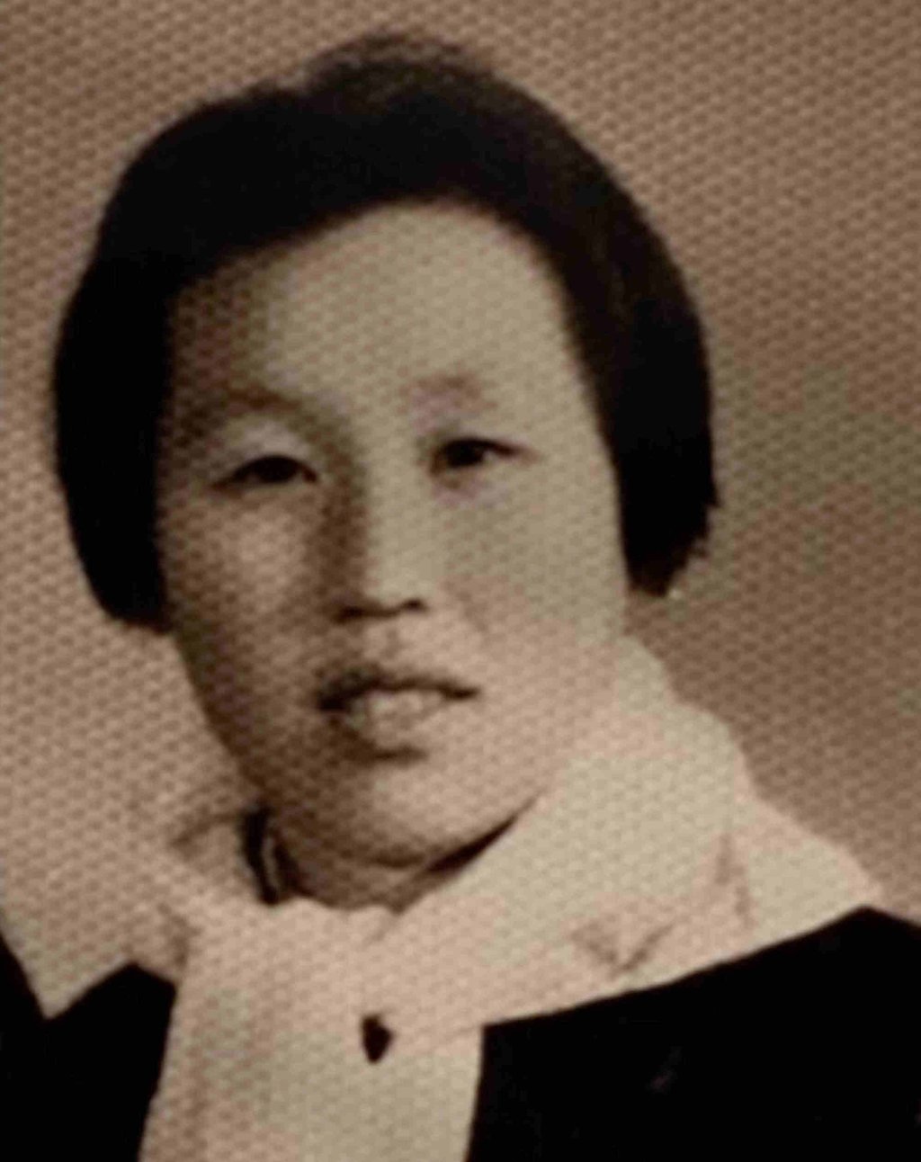 Então, como uma jovem. Foi adotado por duas famílias chinesas distintas. Foto: China Q.com