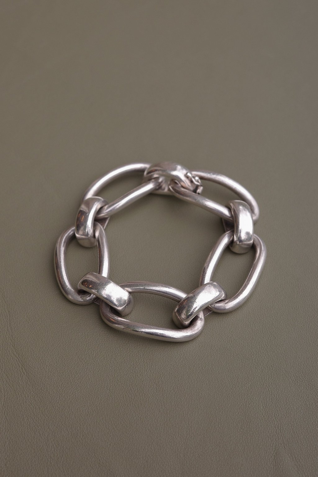 Mano Vintage Jewellery bracelet. Photo: Handout Mano Vintage Jewellery bracelet. Photo: Handout