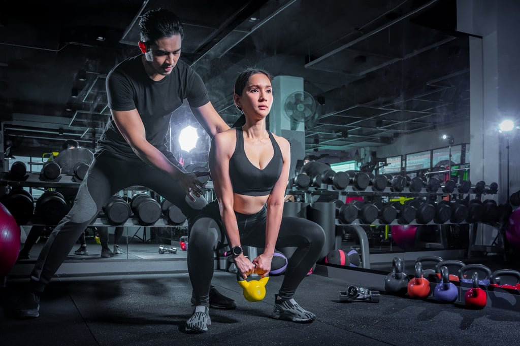 A young woman works out in the gym. The 23-year-old in this case exercised six times a week. Photo: Shutterstock A young woman works out in the gym. The 23-year-old in this case exercised six times a week. Photo: Shutterstock