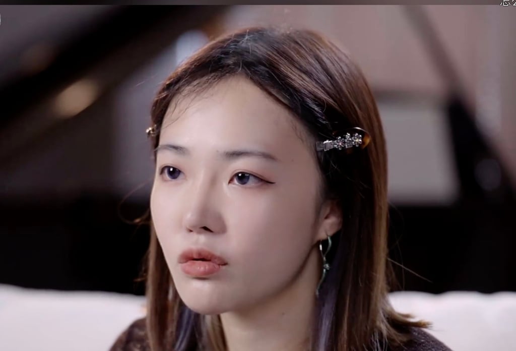 Weng Xinyi lost her limbs when the car she was in was crashed by a friend who was driving. Photo: Douyin Weng Xinyi lost her limbs when the car she was in was crashed by a friend who was driving. Photo: Douyin