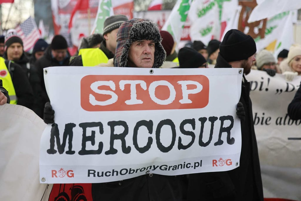 Polish farmers protest against the EU-Mercosur agreement in Warsaw, Poland, on Friday. Photo: AFP