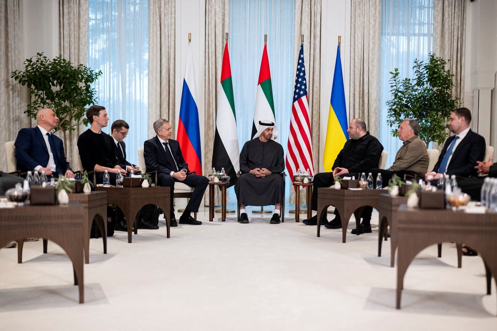 UAE leader Sheikh Mohamed bin Zayed Al Nahyan (centre) receives the heads of delegations taking part in trilateral talks between the US, Russia and Ukraine in Abu Dhabi on Friday. Photo: UAE Presidential Court via Reuters