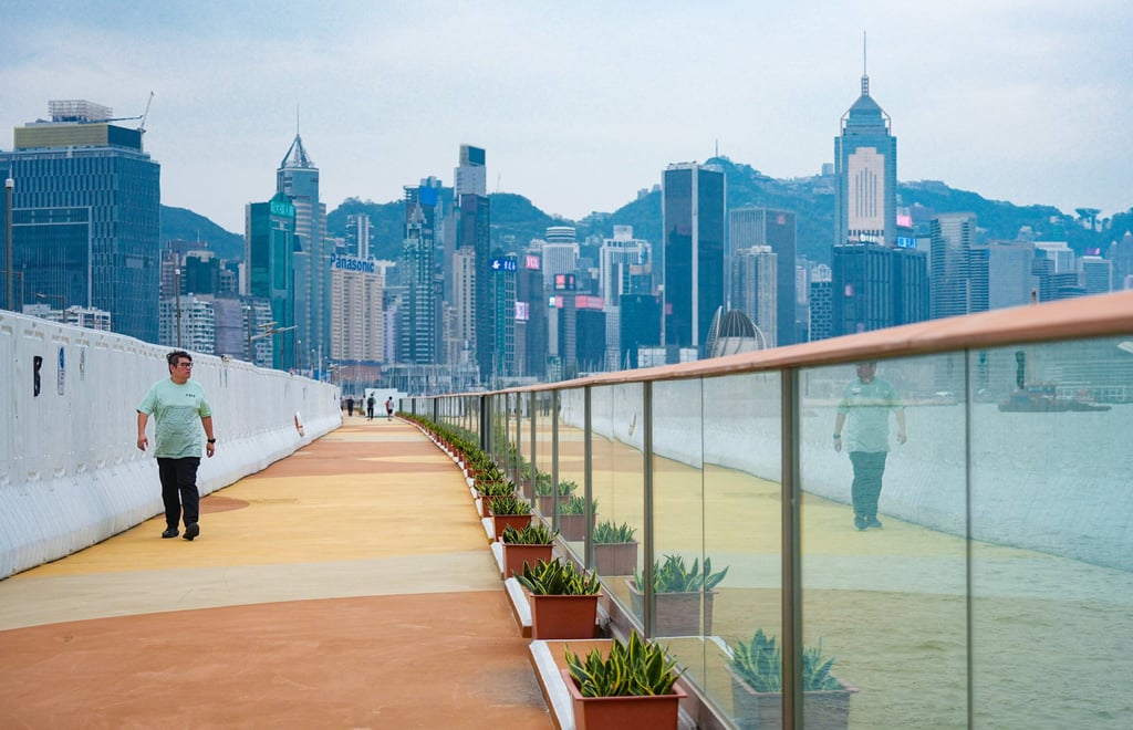Hong Kong developers rose on Monday amid a bullish outlook for property prices. Photo: Eugene Lee