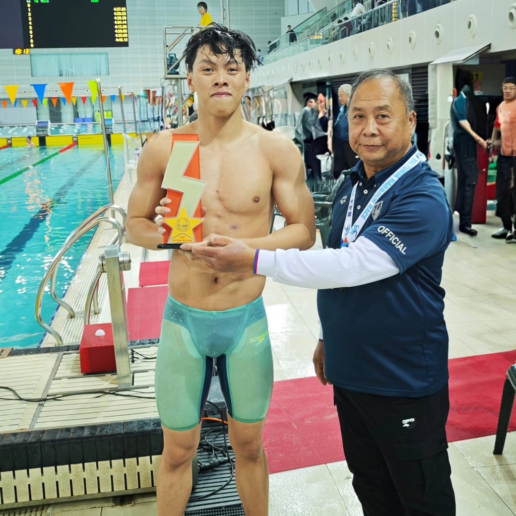Lo Tsz-lam set a new men’s record for the city. Photo: Hong Kong Swimming Coaches Association