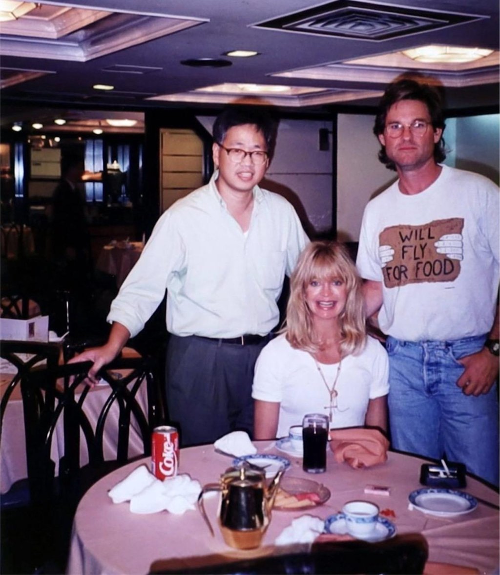 Wu Kong Shanghai Restaurant’s second-generation owner Robert Tsai (left) is pictured with Goldie Hawn and Kurt Russell at the restaurant in the 1980s. Photo: courtesy of Florence Tsai