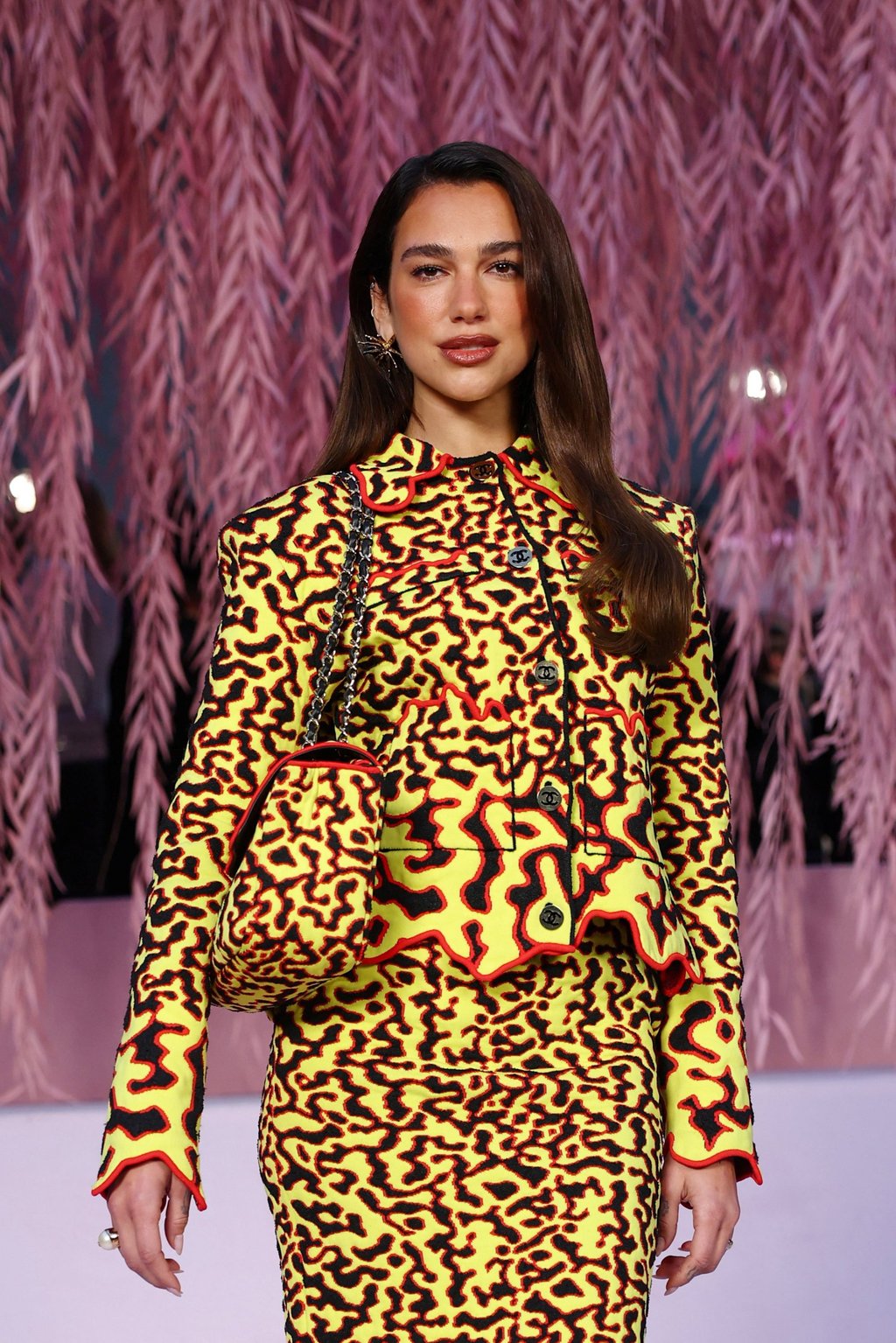 Dua Lipa poses ahead of the Chanel haute couture spring/summer 2026 show in Paris, on January 27. Photo: Reuters