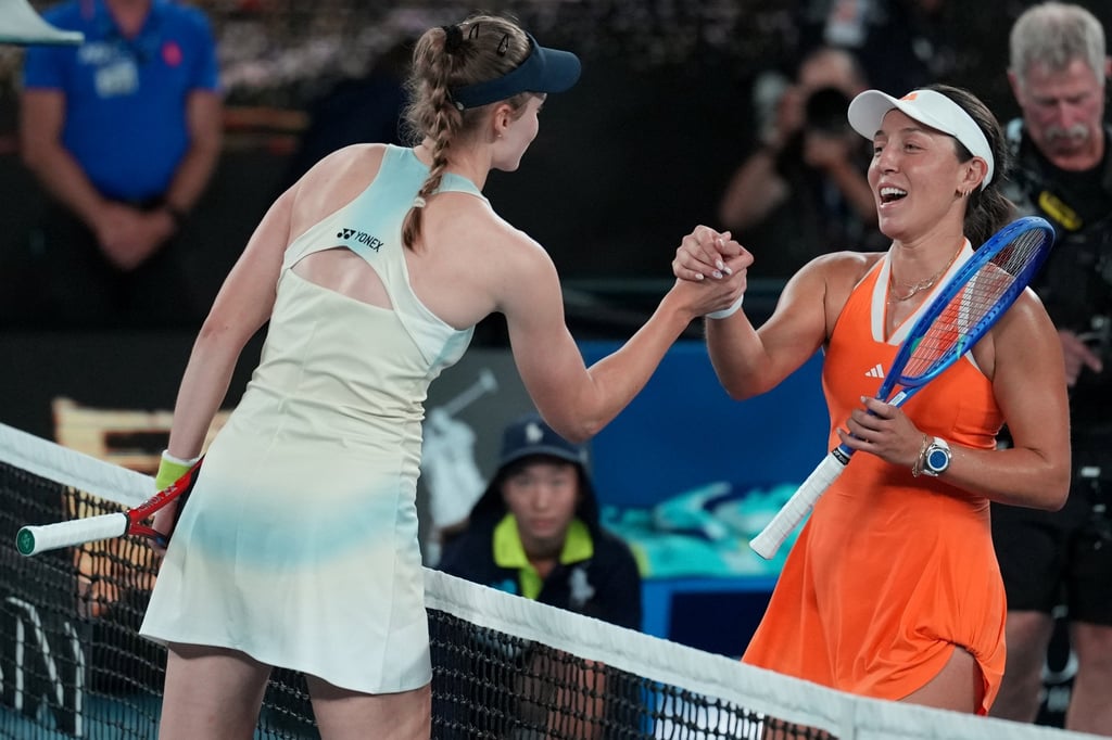 Elena Rybakina (left) is congratulated by Jessica Pegula after their semi-final. Photo: AP