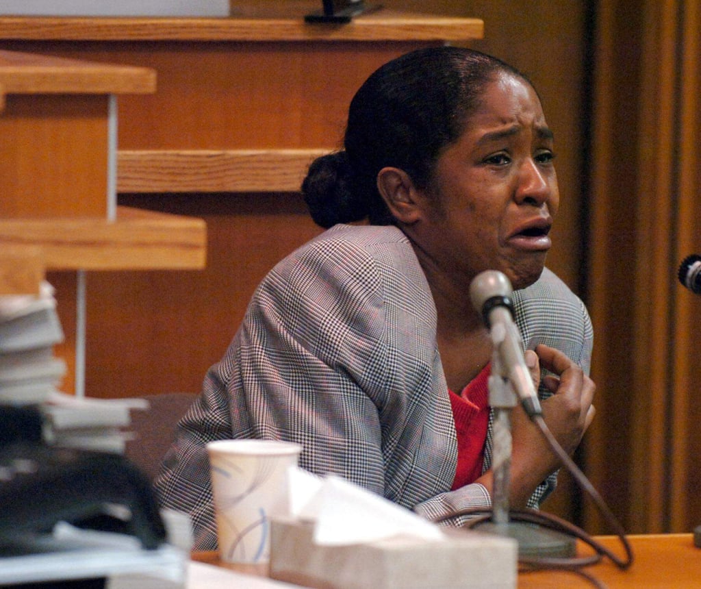 Quatisha Maycock’s mother, Shandelle Maycock, cries as she testifies during Harrel Braddy’­s trial in 2007. Photo: TNS