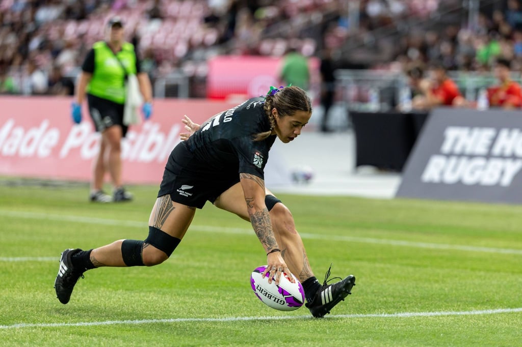 New Zealand’s Katelyn Vahaakolo scores during her side’s 36-7 win over Australia. Photo: World Rugby New Zealand’s Katelyn Vahaakolo scores during her side’s 36-7 win over Australia. Photo: World Rugby