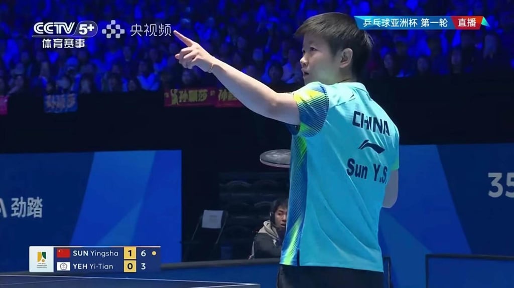 A screengrab of the television broadcast shows Sun Yingsha pointing into the crowd. Photo: CCTV