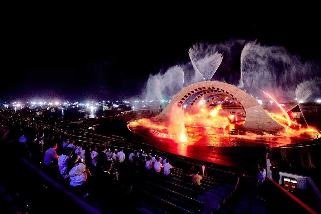 Visitors watch a water and laser show in Phu Quoc, Vietnam. Photo: JW Marriott Phu Quoc Emerald Bay