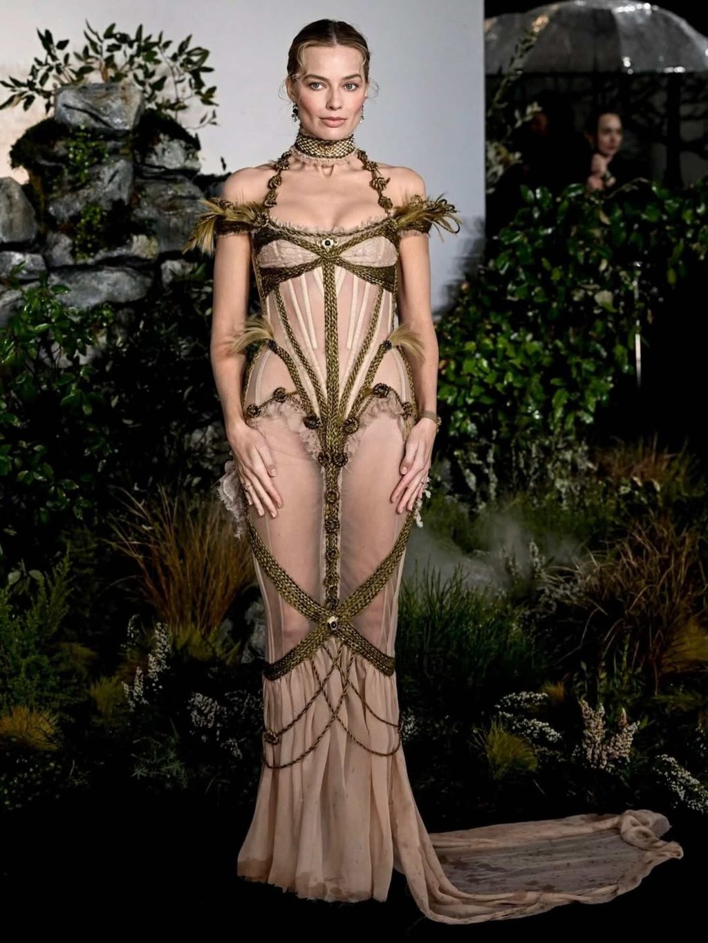 Margot Robbie in custom Dilara Findikoglu. Photo: @andrewmukamal/Instagram