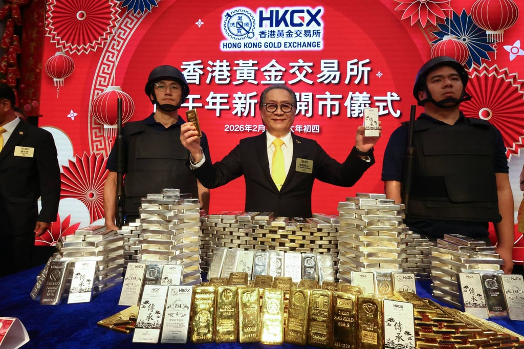 Haywood Cheung, president of Hong Kong Gold Exchange, kicked off trading in the Year of the Horse with a traditional Lunar New Year opening ceremony on Friday. Photo: Dickson Lee