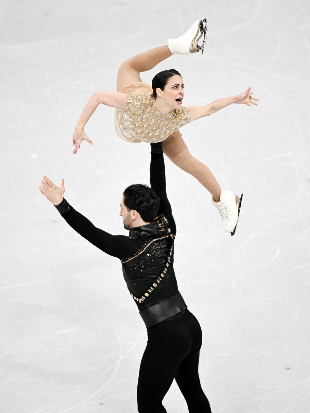Figure skaters Deanna Stellato-Dudek and Maxime Deschamps of Canada at the Milano Cortina 2026 Winter Olympics. Photo: Xinhua Figure skaters Deanna Stellato-Dudek and Maxime Deschamps of Canada at the Milano Cortina 2026 Winter Olympics. Photo: Xinhua