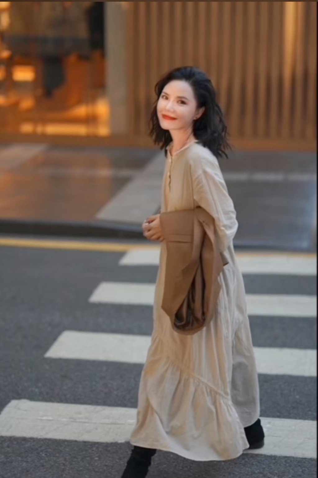 Huang Xuanni, above, has not been pedestrian when it comes to putting in the work required to reach the top in business. Photo: Douyin