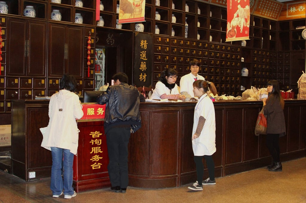 Patients and workers at a TCM clinic in Hangzhou, China. Photo: Shutterstock