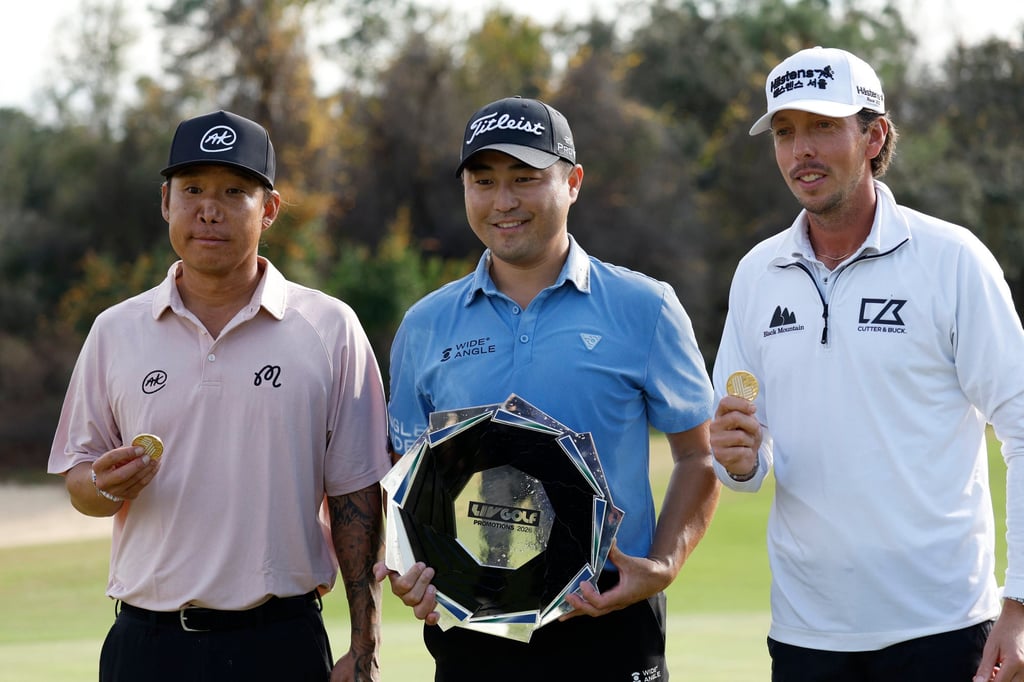 Anthony Kim (left) earned a spot at the LIV Golf Promotions event alongside Richard T. Lee and Bjorn Hellgren. Photo: Reuters Anthony Kim (left) earned a spot at the LIV Golf Promotions event alongside Richard T. Lee and Bjorn Hellgren. Photo: Reuters