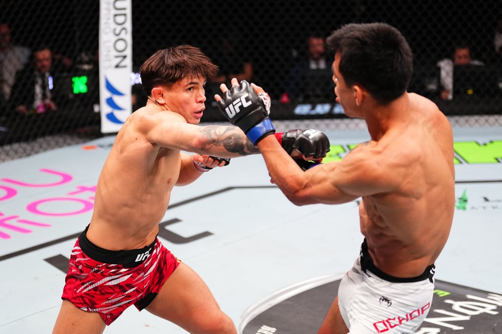 Lone’er Kavanagh (left) beat Jose Ochoa in Macau, after which he visited Hong Kong. Photo: Zuffa LLC