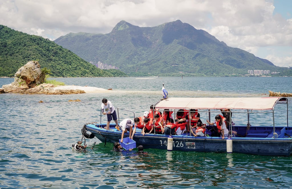 Hong Kong’s Coral Academy takes students on a field trip. Photo: courtesy Coral Academy