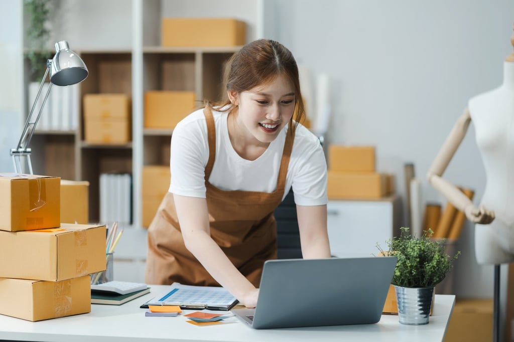 Many SMEs use fintech companies for their digital banking solutions to avoid paying the high fees charged by traditional retail banks. Photo: Shutterstock Many SMEs use fintech companies for their digital banking solutions to avoid paying the high fees charged by traditional retail banks. Photo: Shutterstock