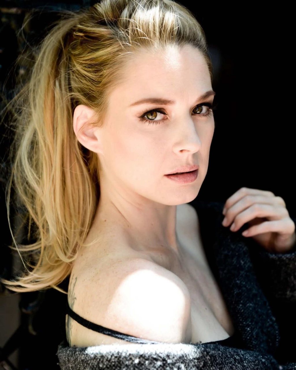 Alexandra Breckenridge was signed by an agency through her acting coach. Photo: @alexandrabreck/Instagram