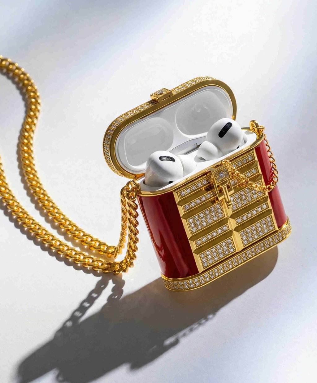 Chow Tai Fook’s diamond-studded gold AirPods case is priced at 788,800 yuan. Photo: Handout